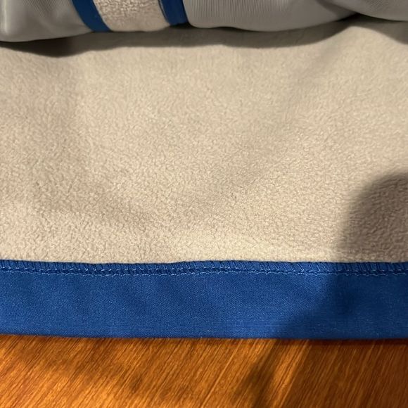 FC Cincinnati Women’s Blue Soft Shell Jacket Size Large. - Picture 7 of 7